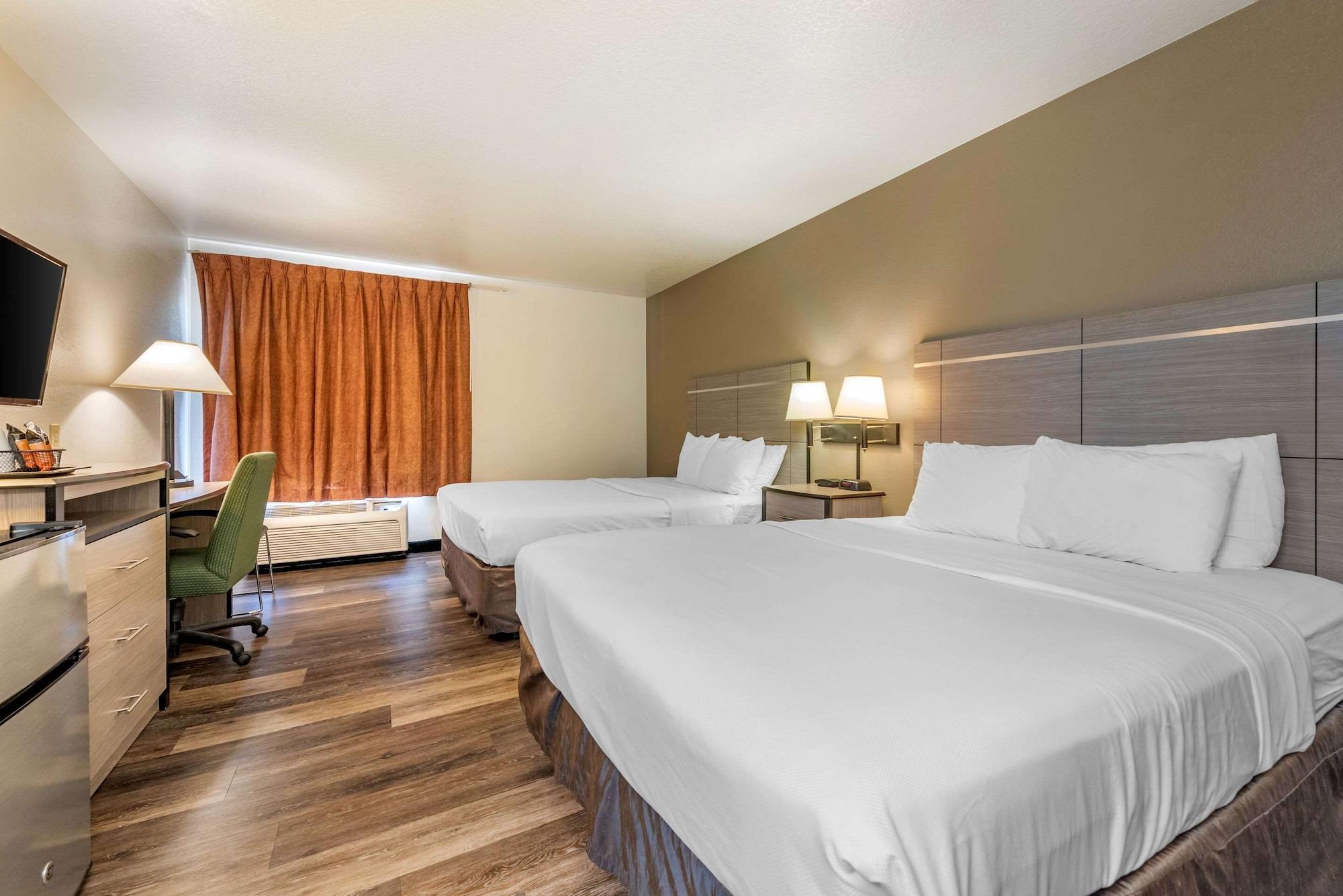 Econo Lodge Pueblo Buitenkant foto