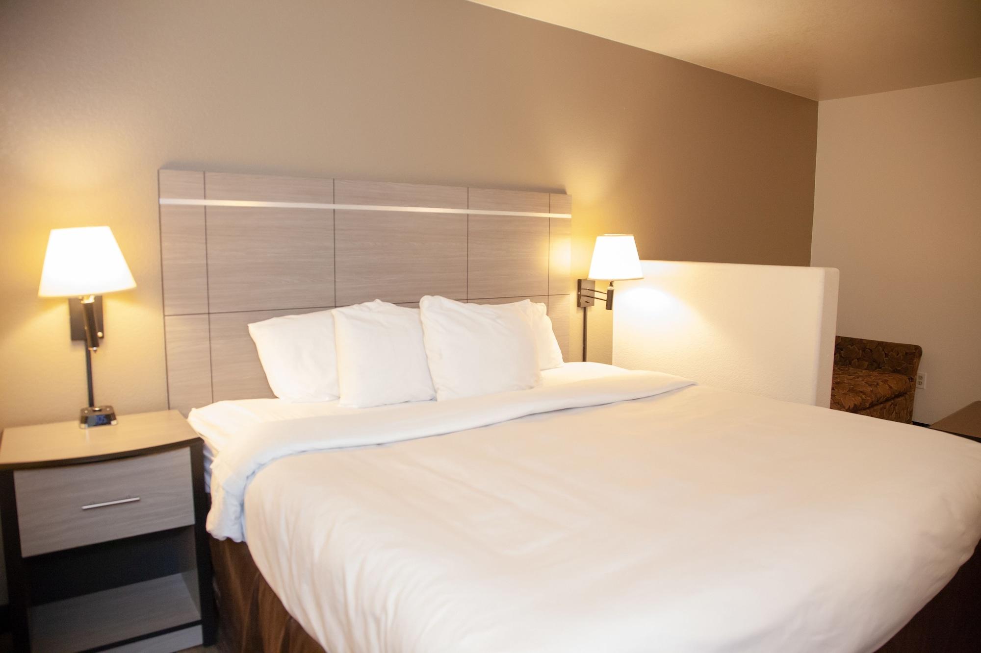Econo Lodge Pueblo Buitenkant foto